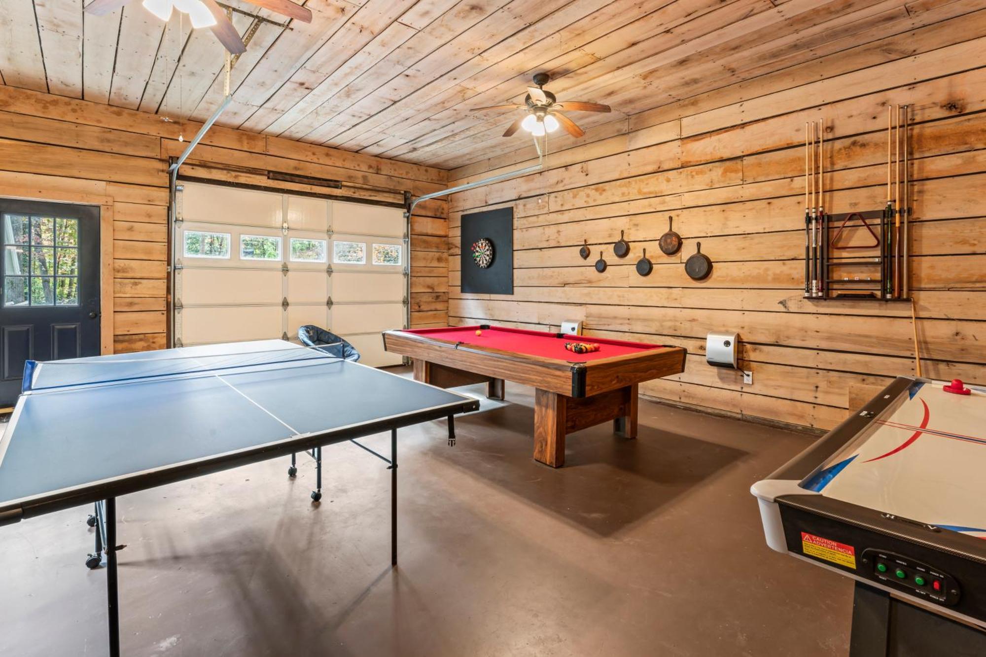 Cabin Fever - Hot Tub, Game Room, 3 King Beds Dahlonega Exterior photo