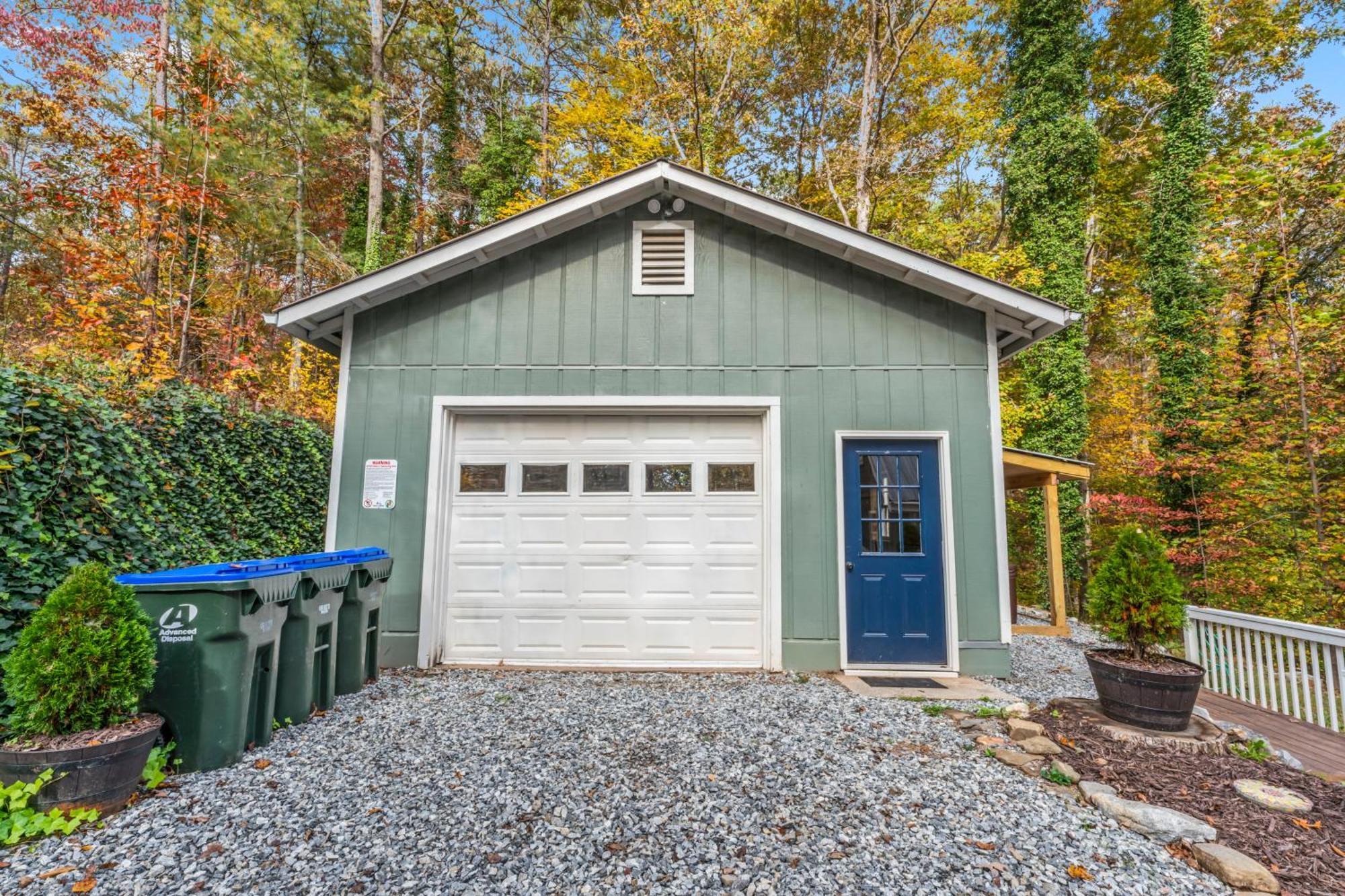 Cabin Fever - Hot Tub, Game Room, 3 King Beds Dahlonega Exterior photo