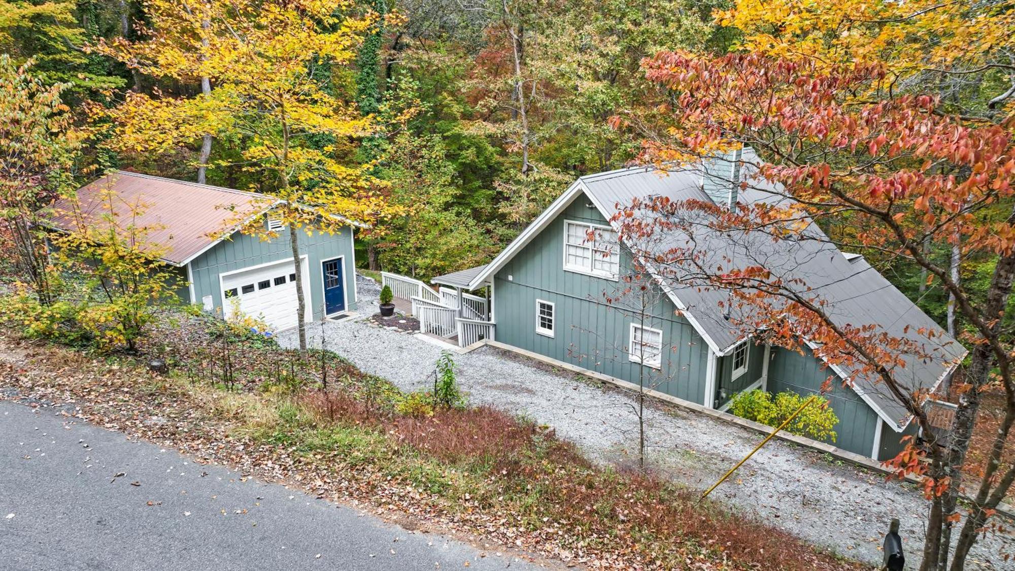 Cabin Fever - Hot Tub, Game Room, 3 King Beds Dahlonega Exterior photo