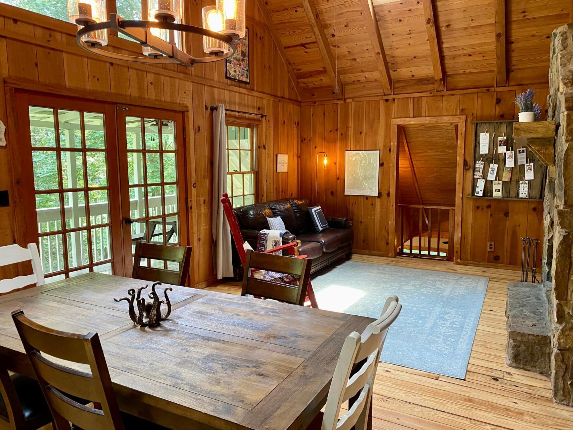 Cabin Fever - Hot Tub, Game Room, 3 King Beds Dahlonega Exterior photo