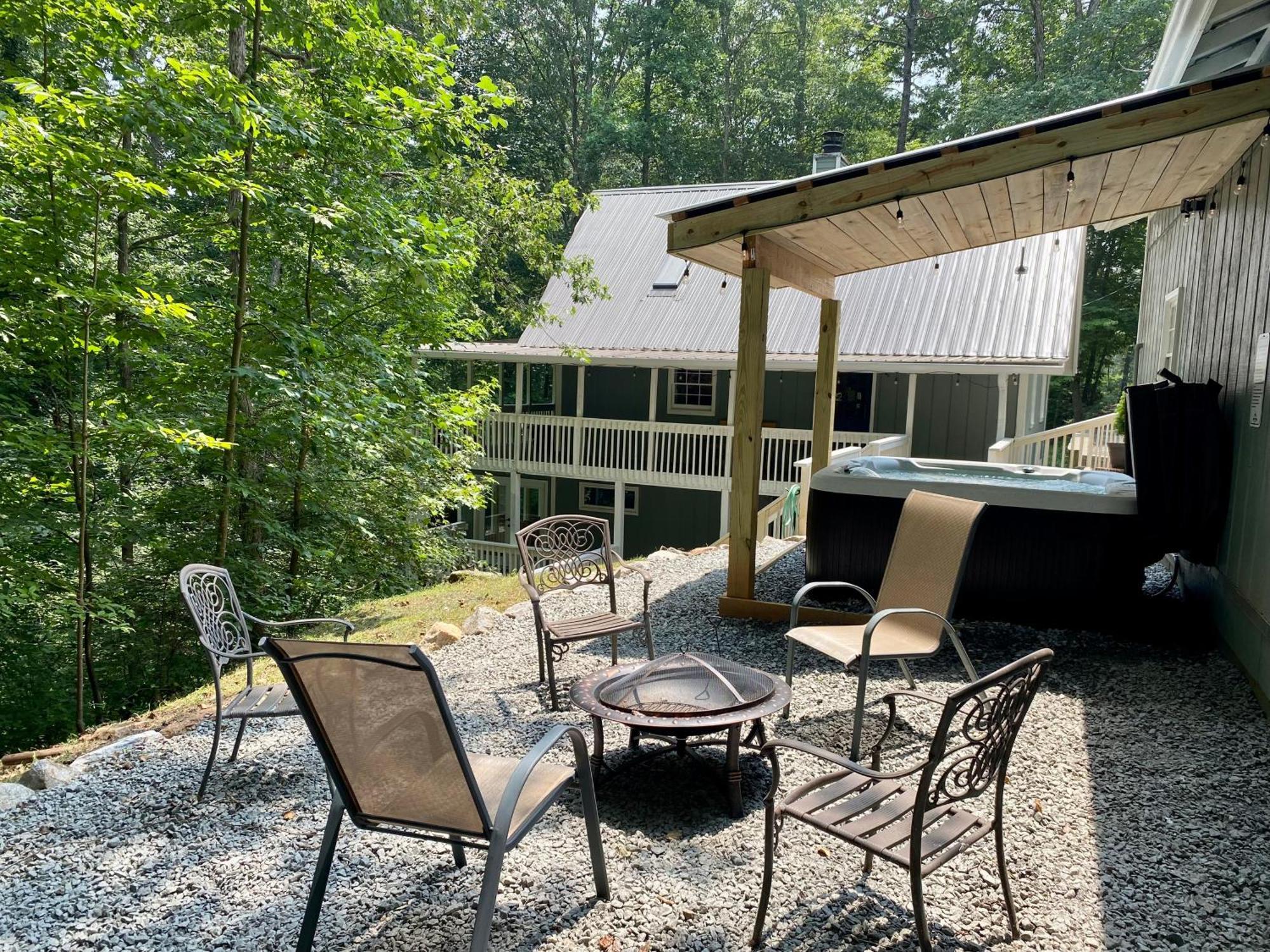 Cabin Fever - Hot Tub, Game Room, 3 King Beds Dahlonega Exterior photo